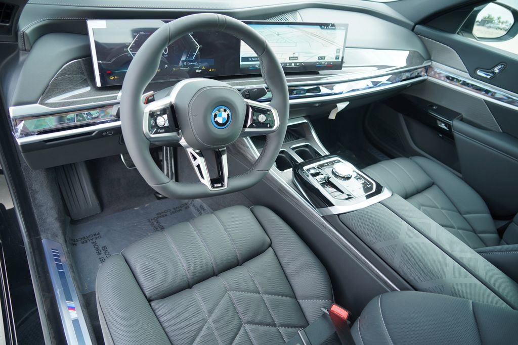 New 2026 BMW i7 xDrive60 AWD/4WD image 12