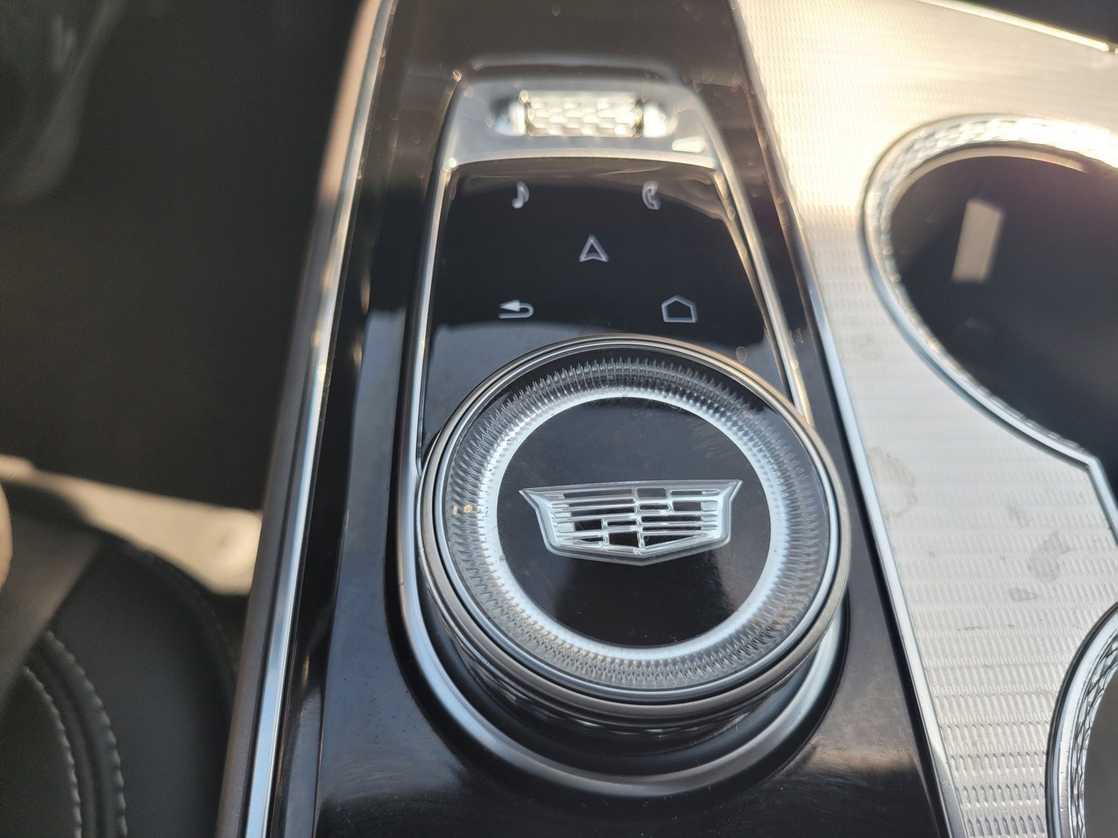 Certified 2024 Cadillac Lyriq Tech AWD/4WD image 22