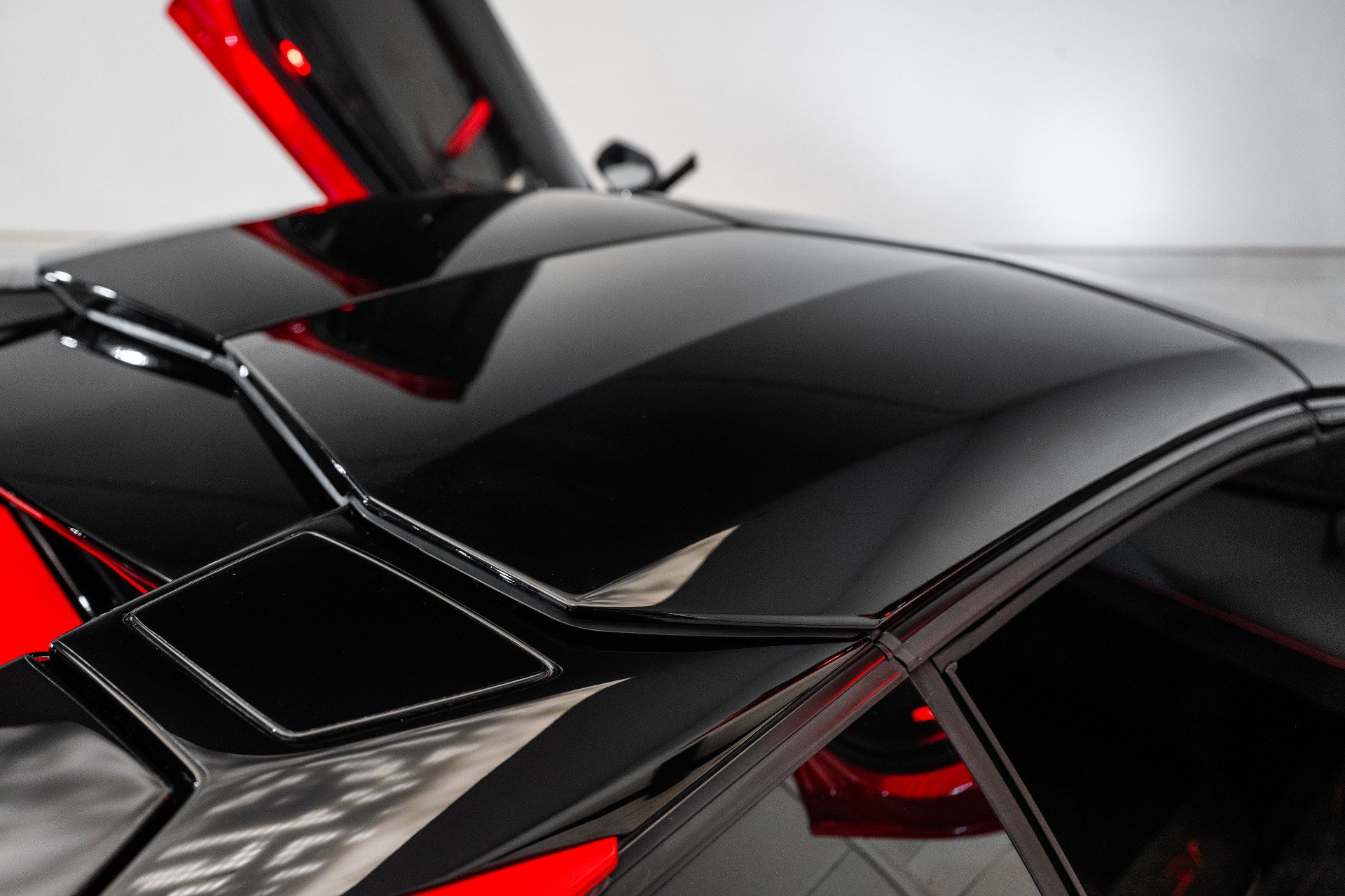 Used 2016 Lamborghini Aventador LP 750-4 Superveloce image 30