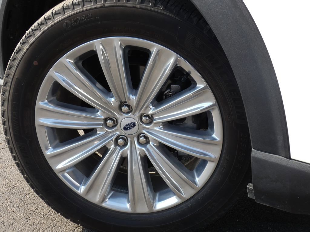 Used 2023 Ford Explorer Limited w/ Equipment Group 301A image 32