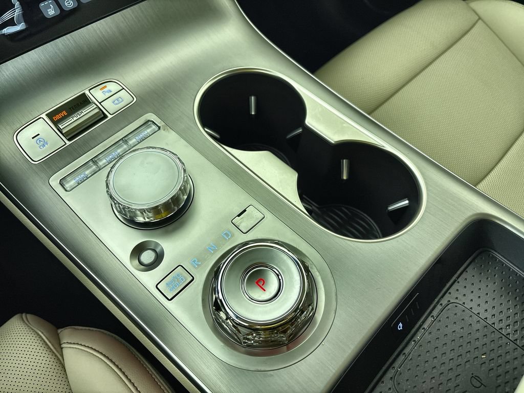 New 2027 Genesis GV70 2.5T Select AWD/4WD image 22