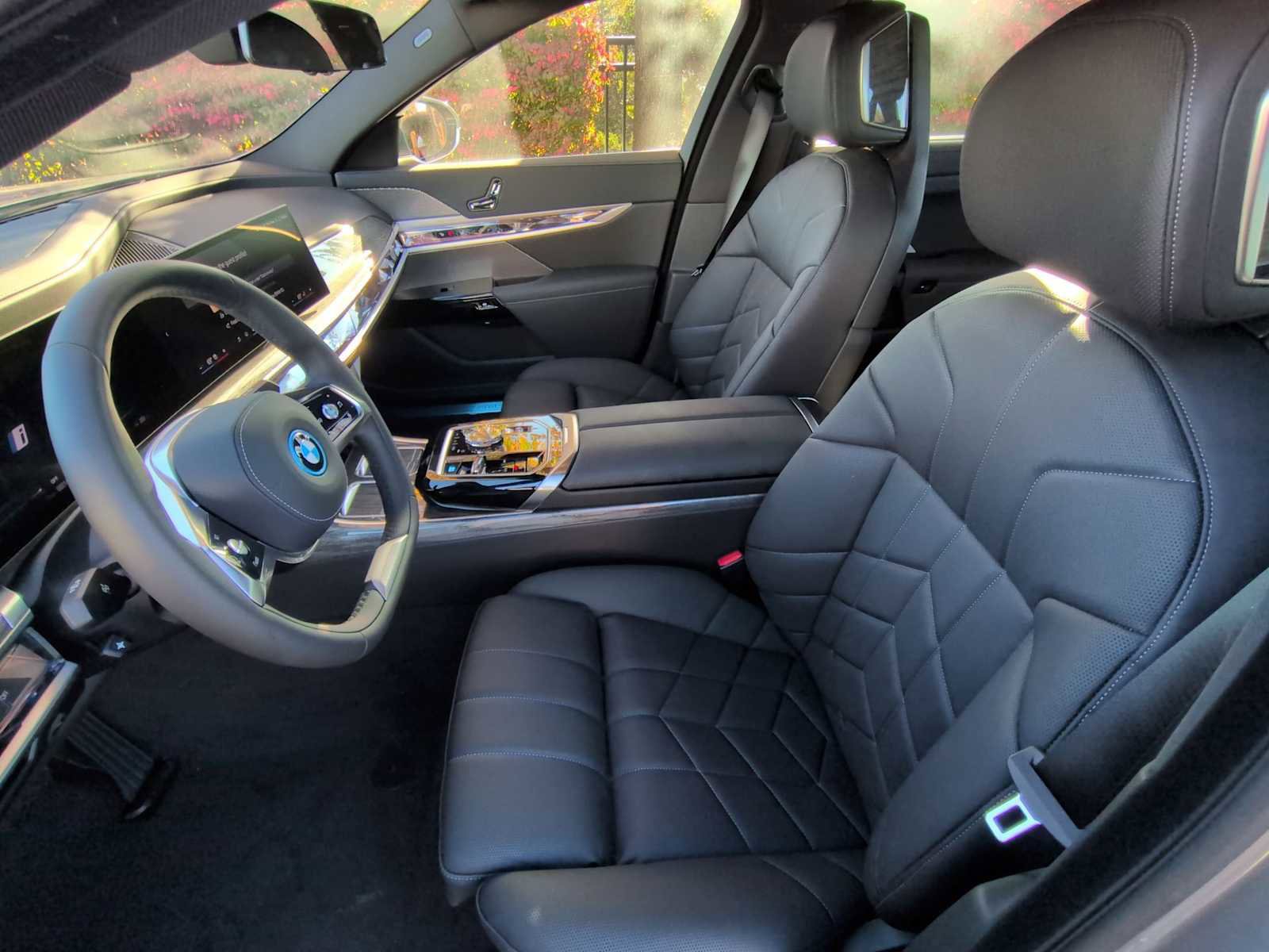 New 2025 BMW i7 eDrive50 image 17