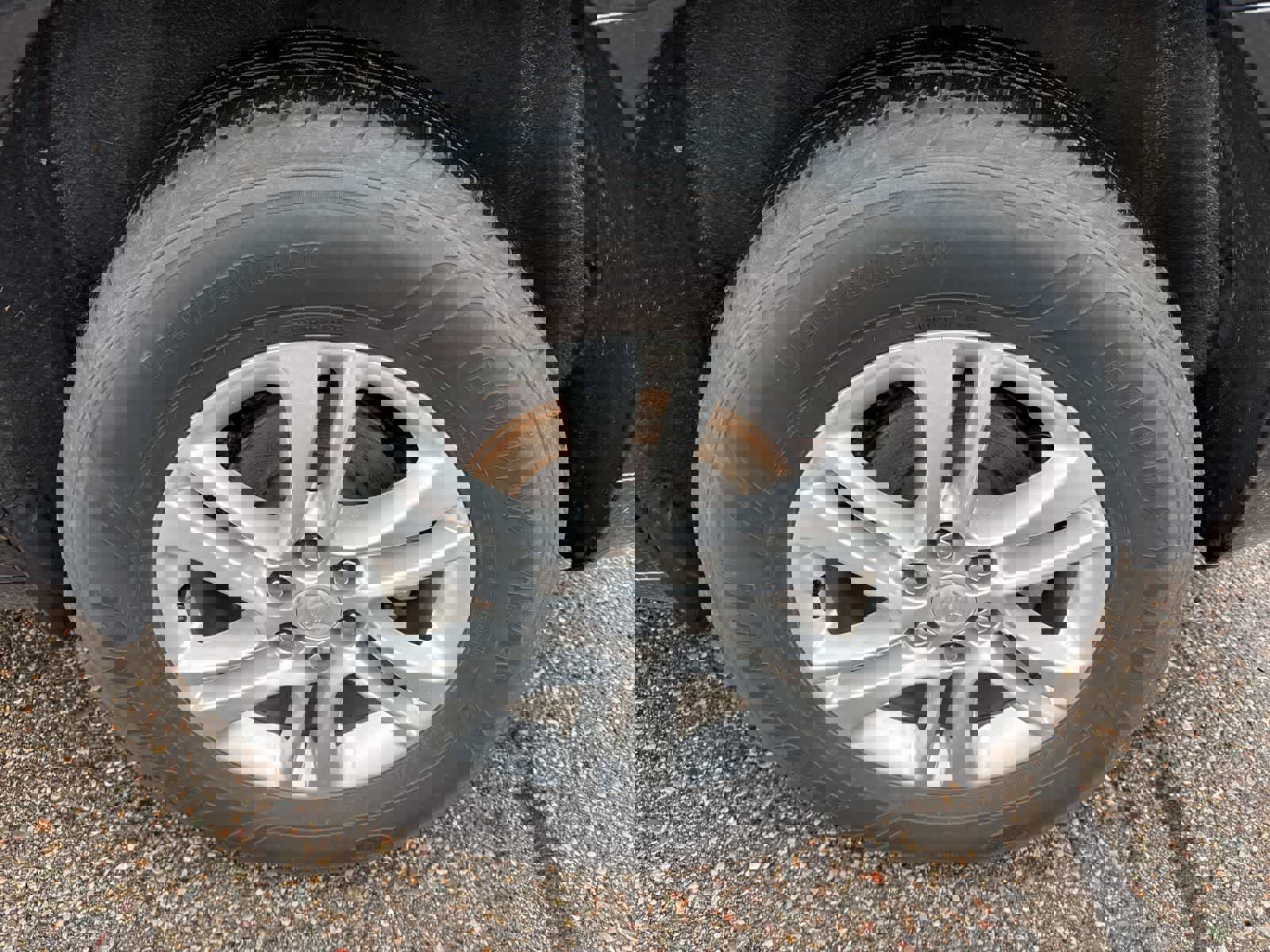 Used 2018 Buick Enclave Essence image 7