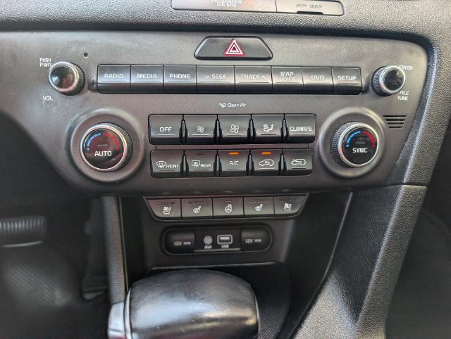 Used 2017 Kia Sportage EX w/ EX Technology Package FWD image 17