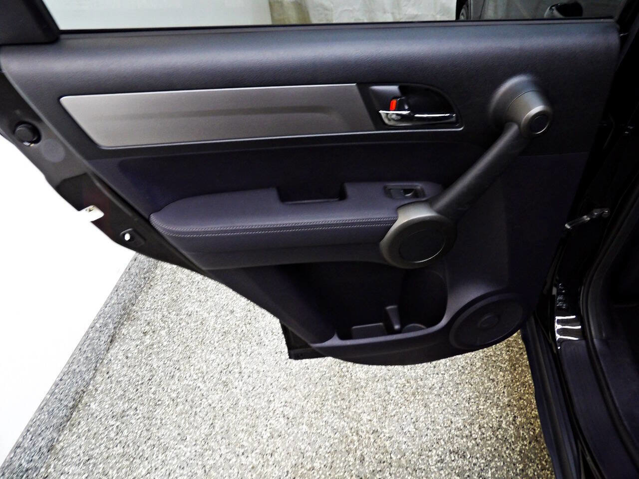 Used 2011 Honda CR-V EX-L image 9