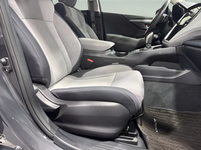 Used 2024 Subaru Outback Premium AWD/4WD image 31