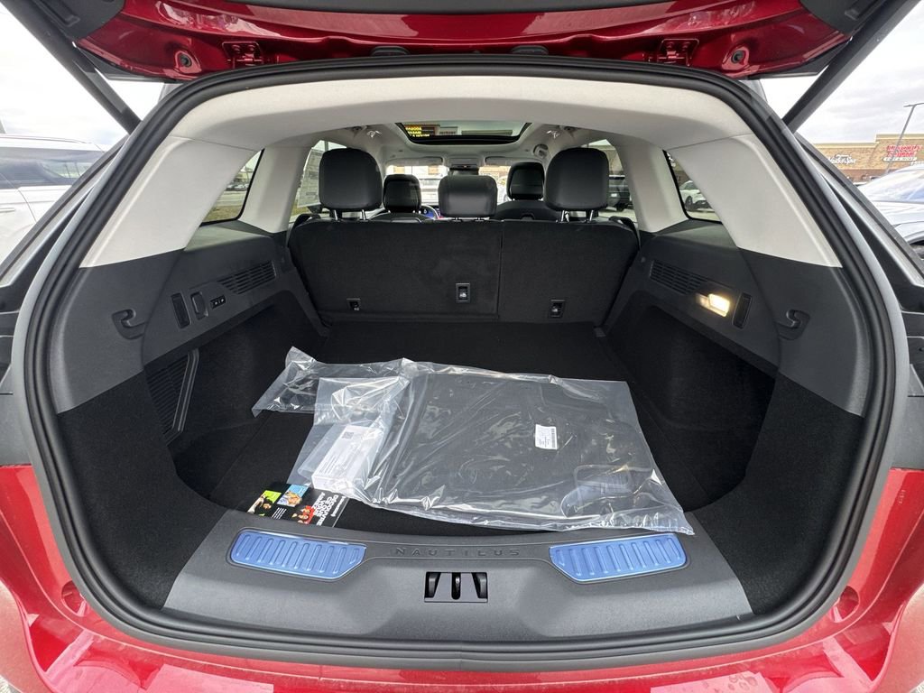 New 2026 Lincoln Nautilus Reserve image 24