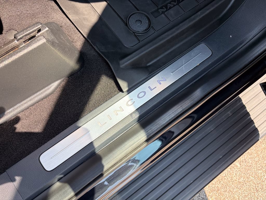Certified 2022 Lincoln Navigator L Reserve AWD/4WD image 43
