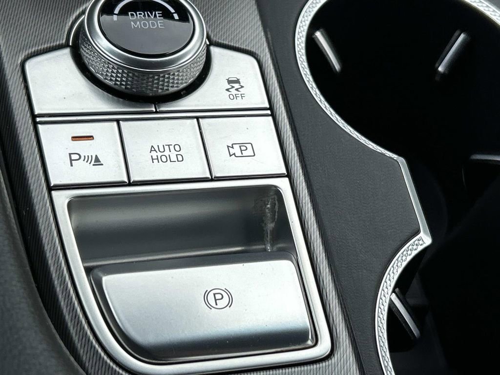 Used 2025 Genesis G70 3.3T Advanced image 35