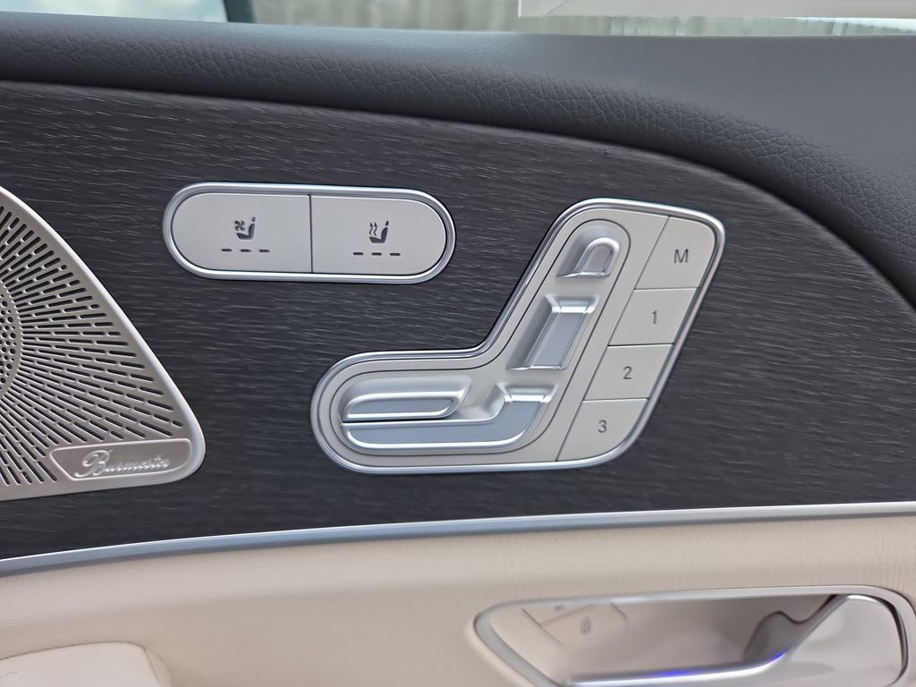 New 2026 Mercedes-Benz GLS 450 4MATIC image 17