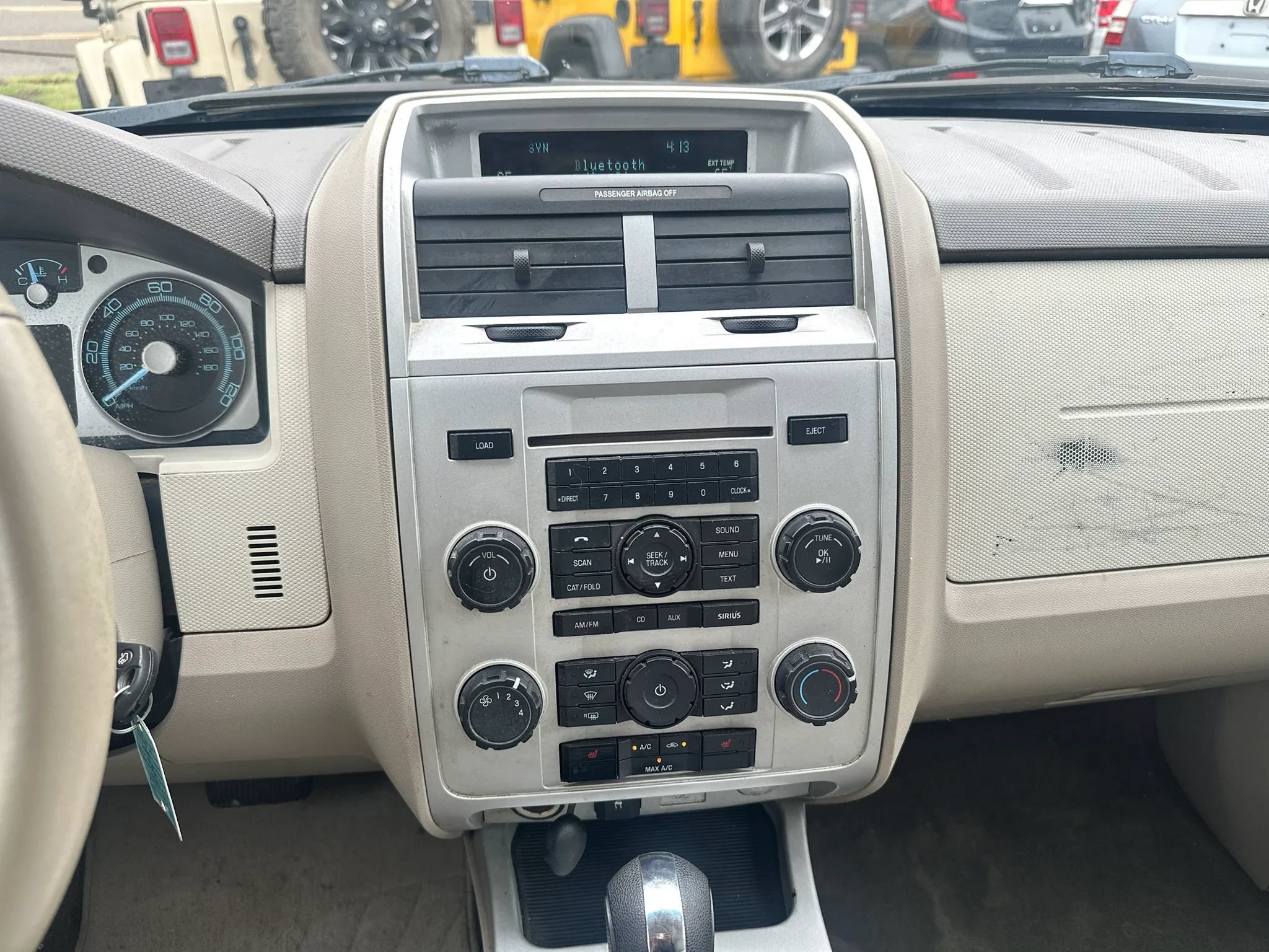 Used 2010 Mercury Mariner Premier AWD/4WD image 15