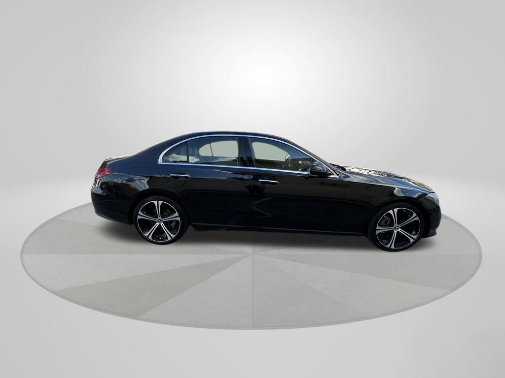 Used 2025 Mercedes-Benz C 300 Sedan image 8