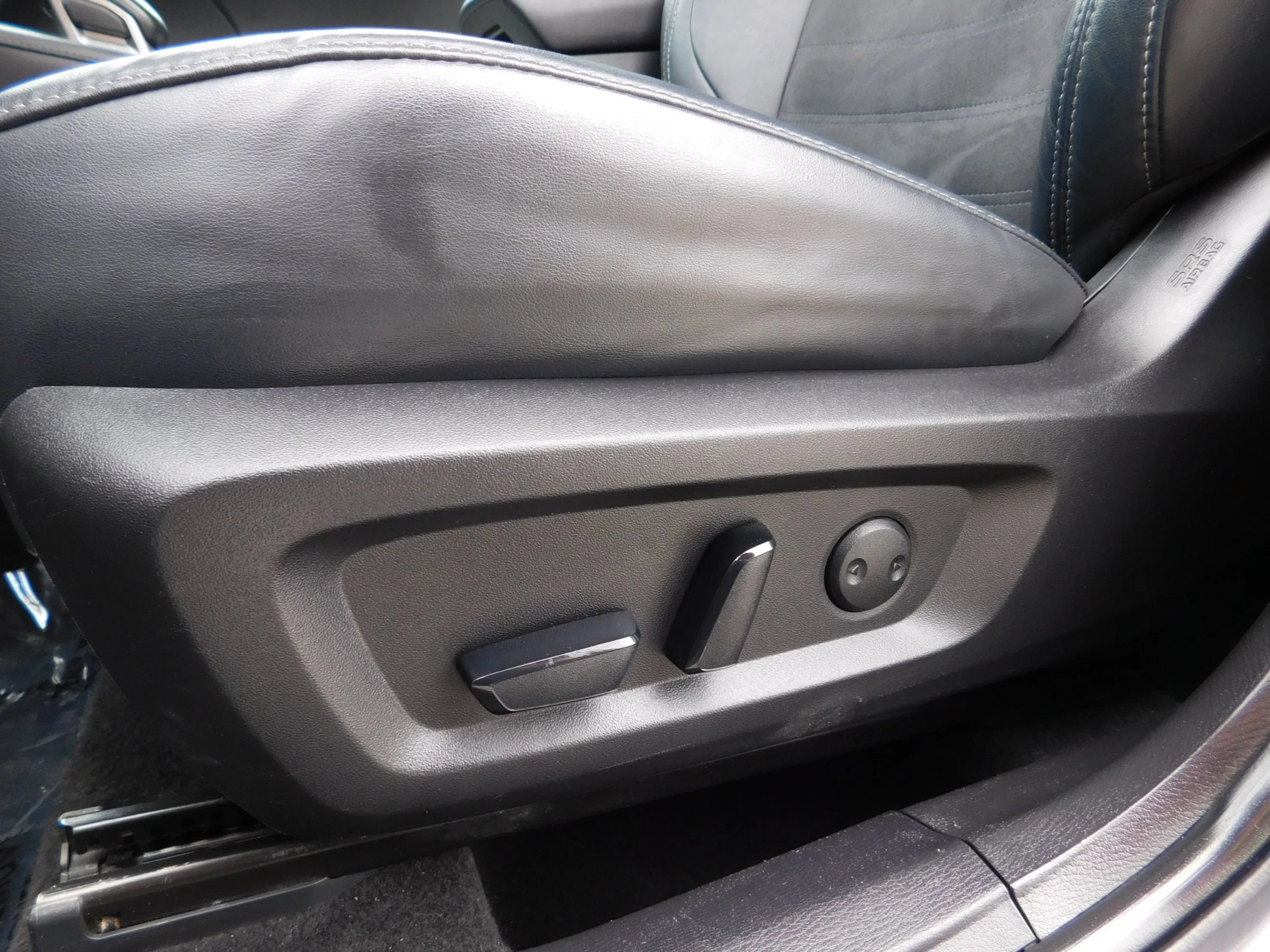 Used 2023 Mitsubishi Outlander SE FWD image 17