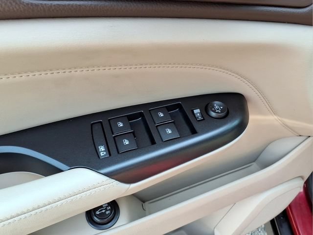 Used 2013 Cadillac SRX Premium AWD/4WD image 17