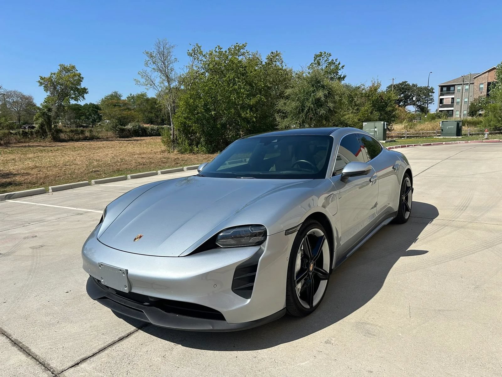 Used 2020 Porsche Taycan 4S AWD/4WD image 3