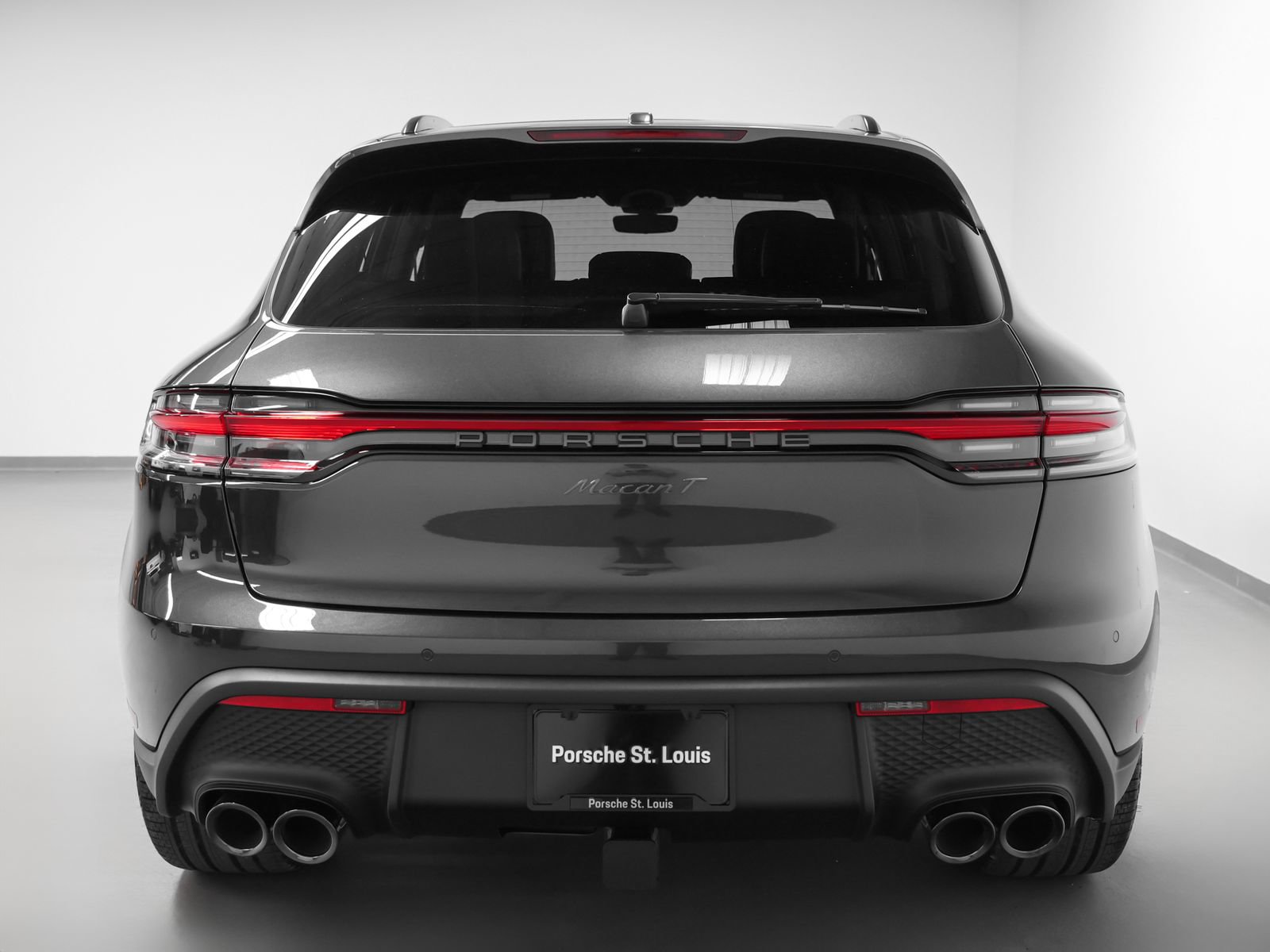 New 2026 Porsche Macan Turbo AWD/4WD image 11