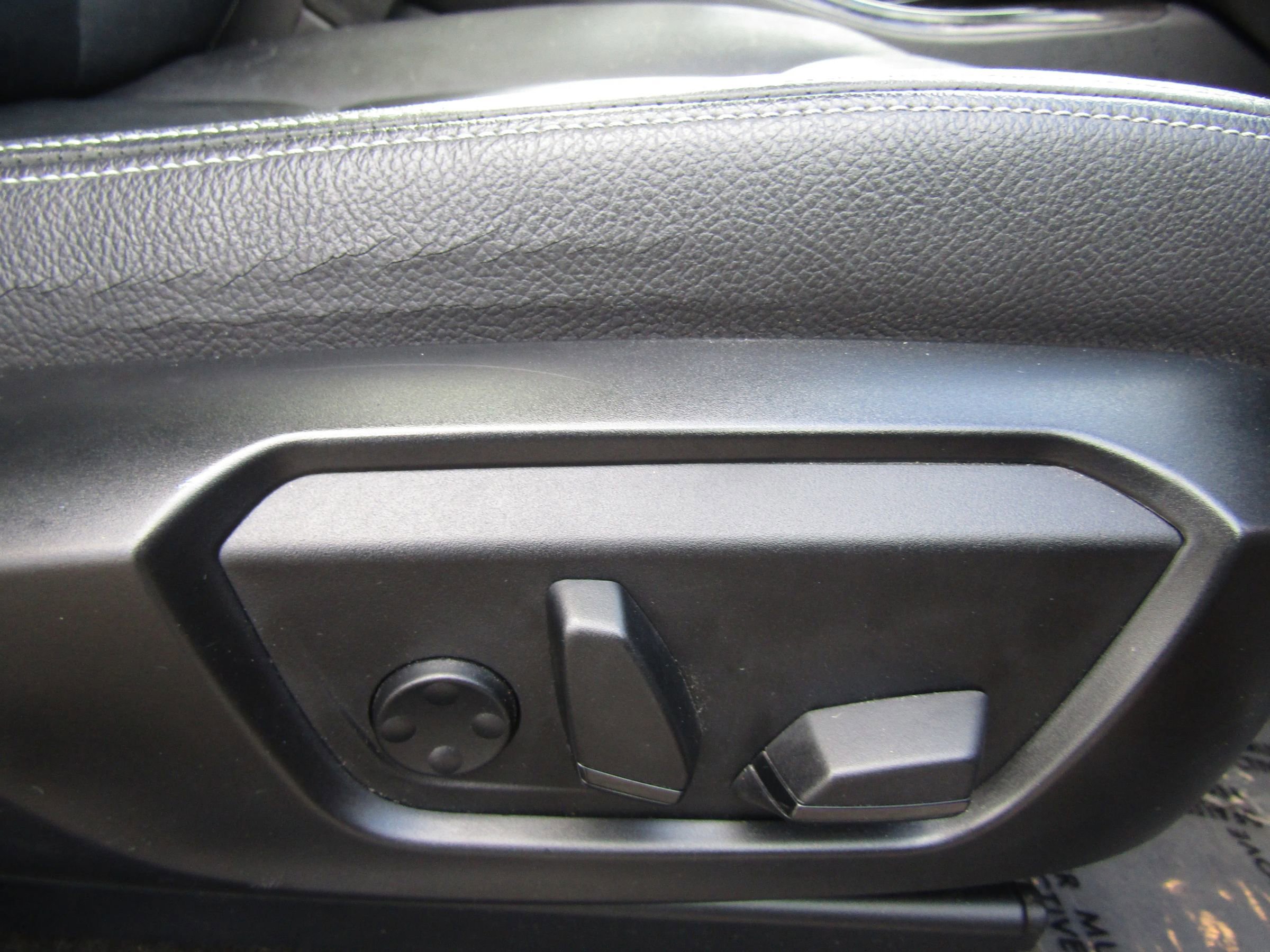 Used 2017 BMW X3 xDrive28i image 13