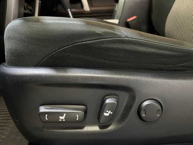 Certified 2019 Toyota 4Runner SR5 AWD/4WD image 16