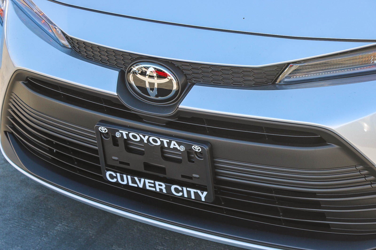 New 2026 Toyota Corolla LE FWD image 6