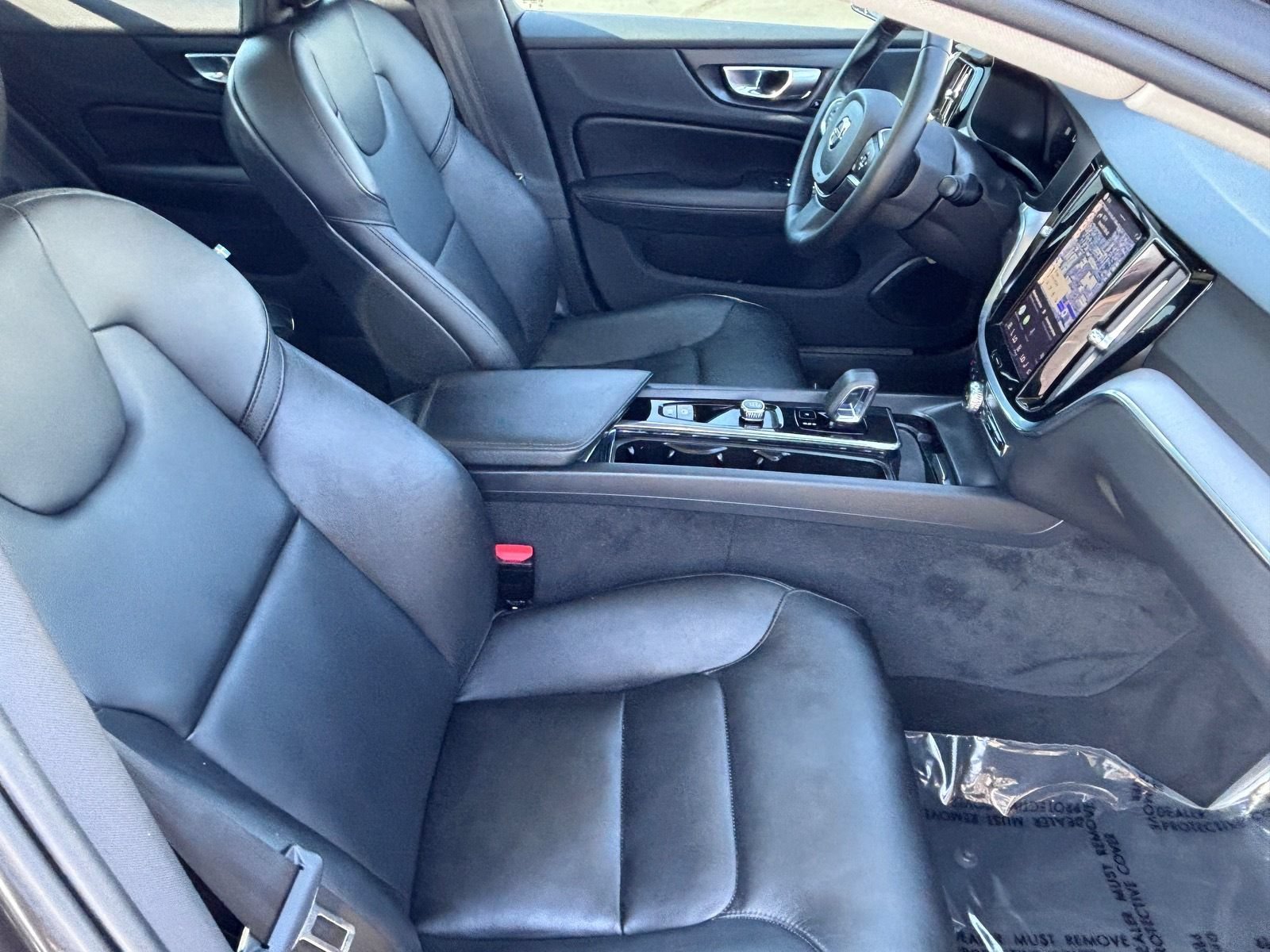 Used 2024 Volvo S60 B5 Core FWD image 14