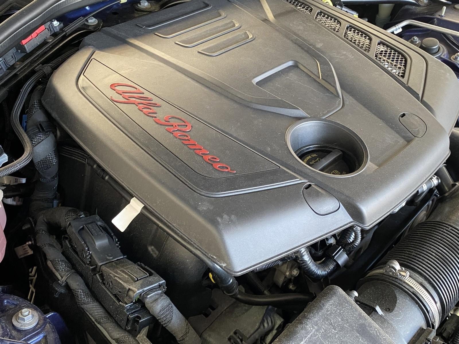 Used 2019 Alfa Romeo Giulia Ti AWD/4WD image 20