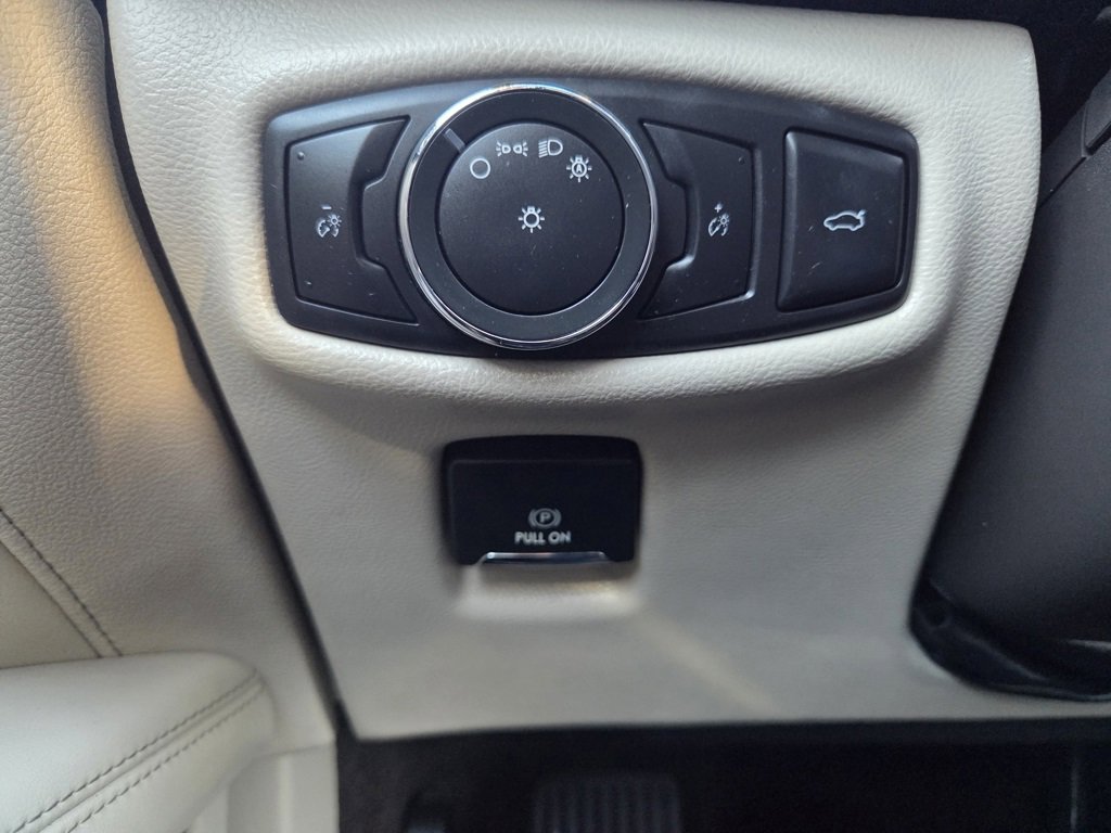 Used 2017 Lincoln MKZ Select w/ Select Plus Package image 13