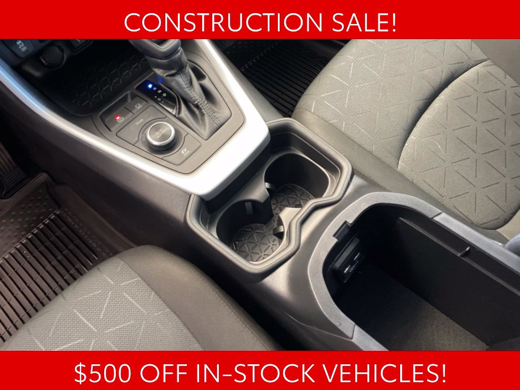 Used 2021 Toyota RAV4 XLE w/ Convenience Package AWD/4WD image 10