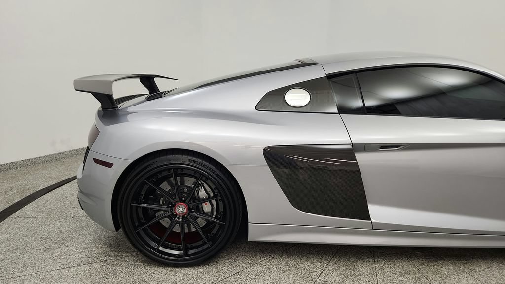 Used 2017 Audi R8 V10 plus AWD/4WD image 12