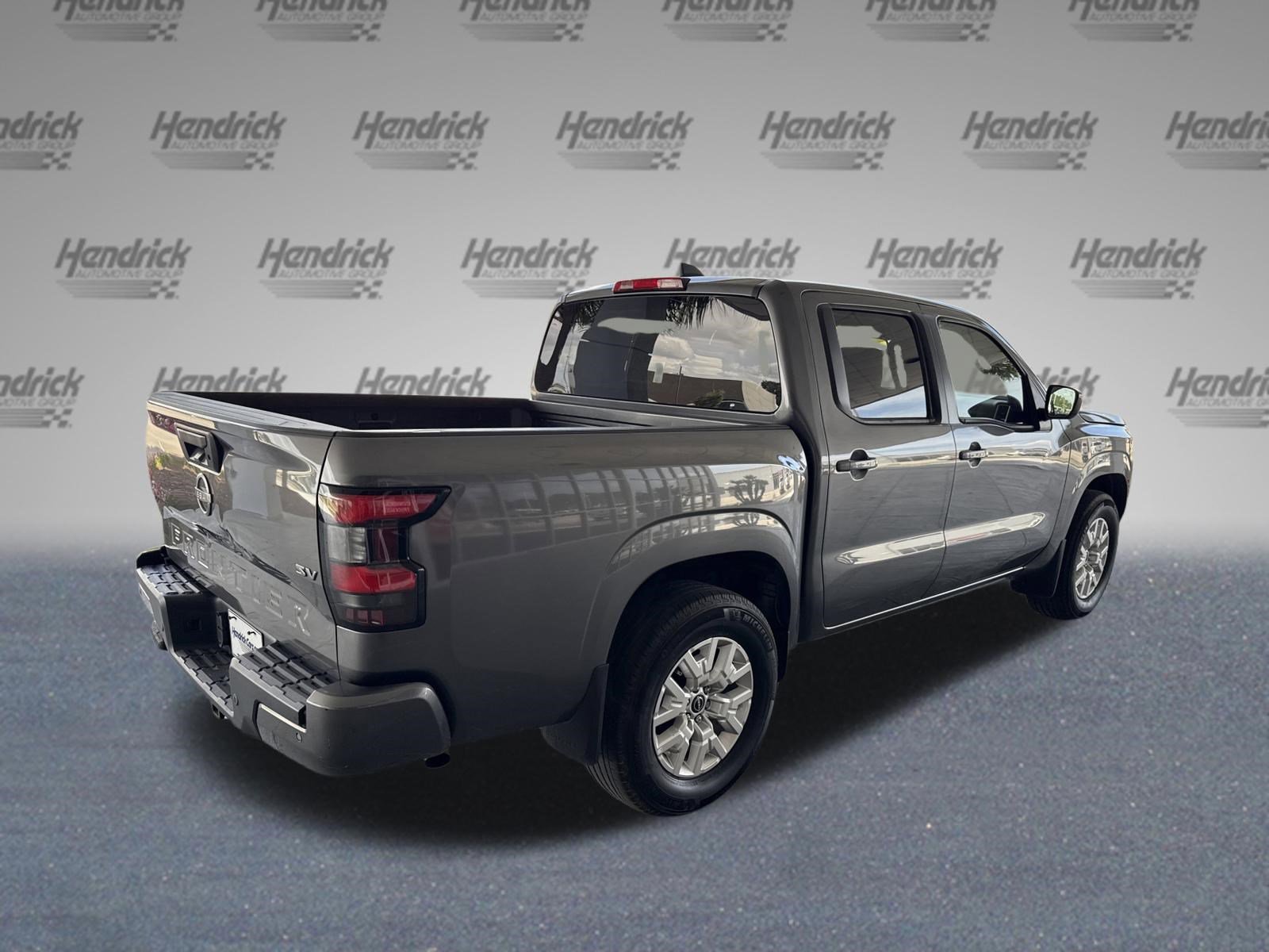 Used 2022 Nissan Frontier SV w/ Technology Package RWD image 10