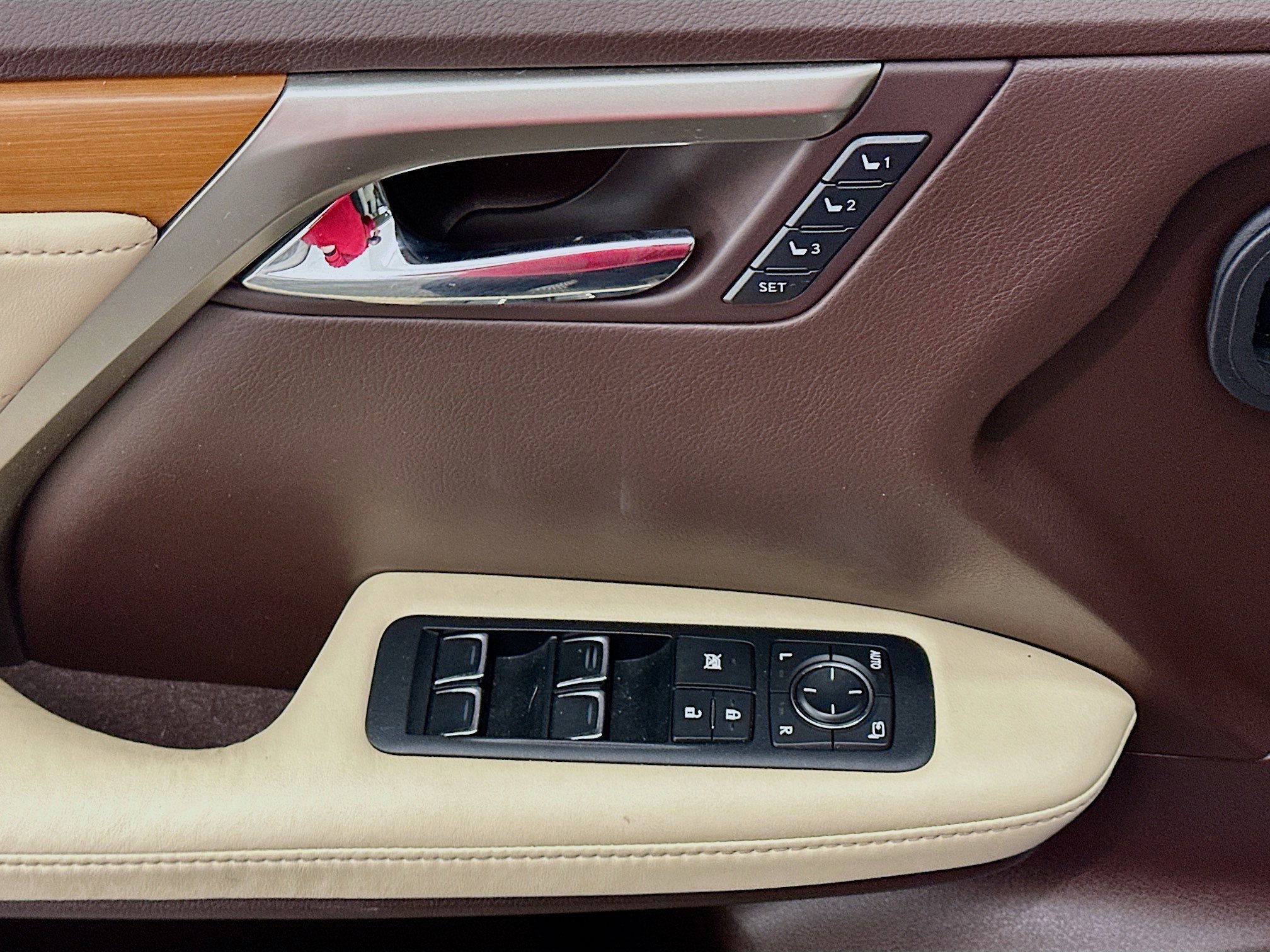 Used 2016 Lexus RX 450h AWD w/ Cold Weather Package image 15