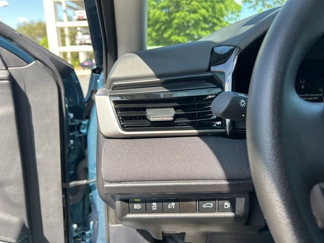 Used 2025 Toyota Camry LE FWD image 27