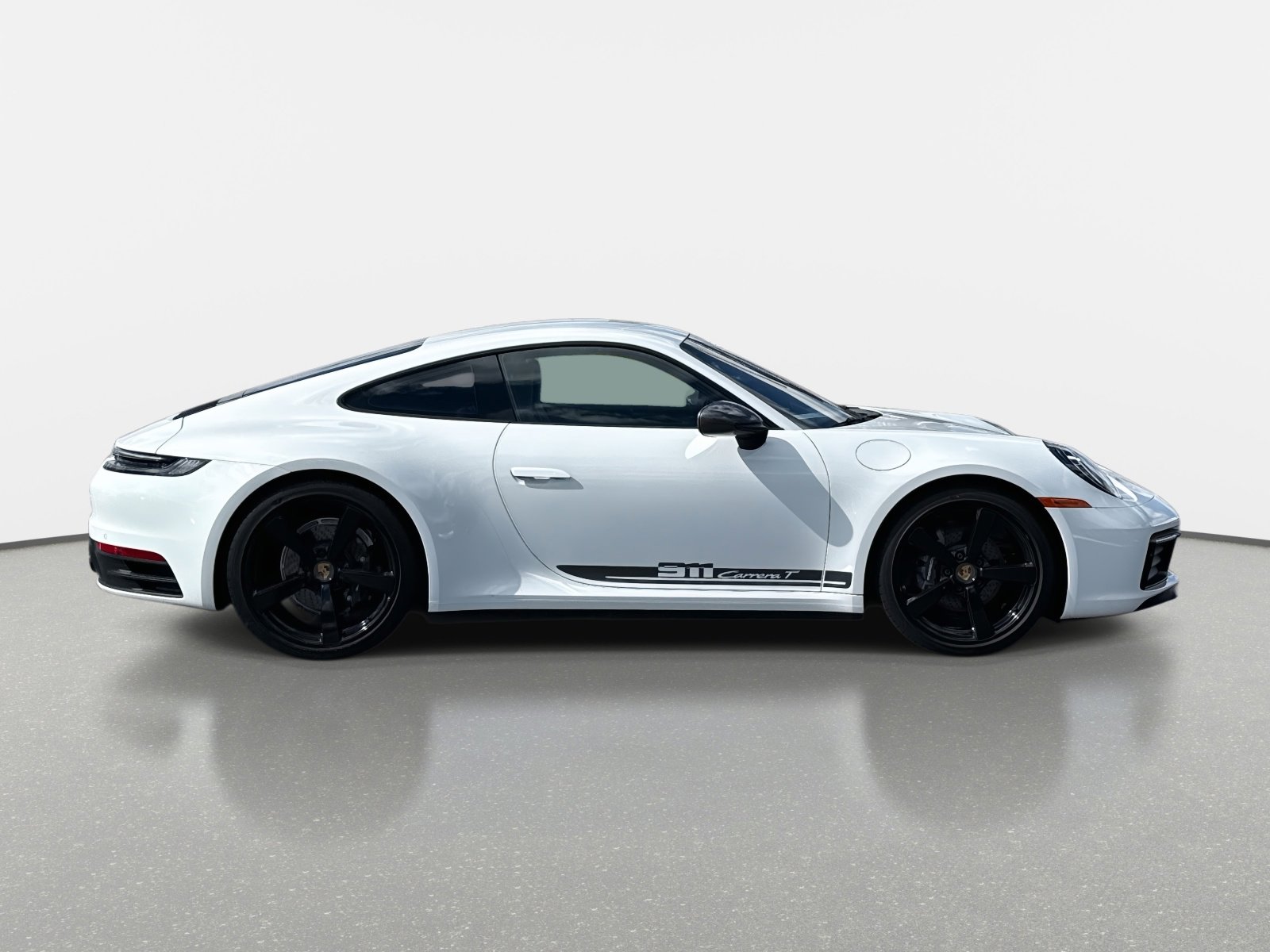 Used 2023 Porsche 911 Carrera T image 2