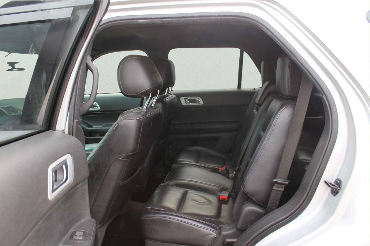 Used 2013 Ford Explorer Limited AWD/4WD image 7