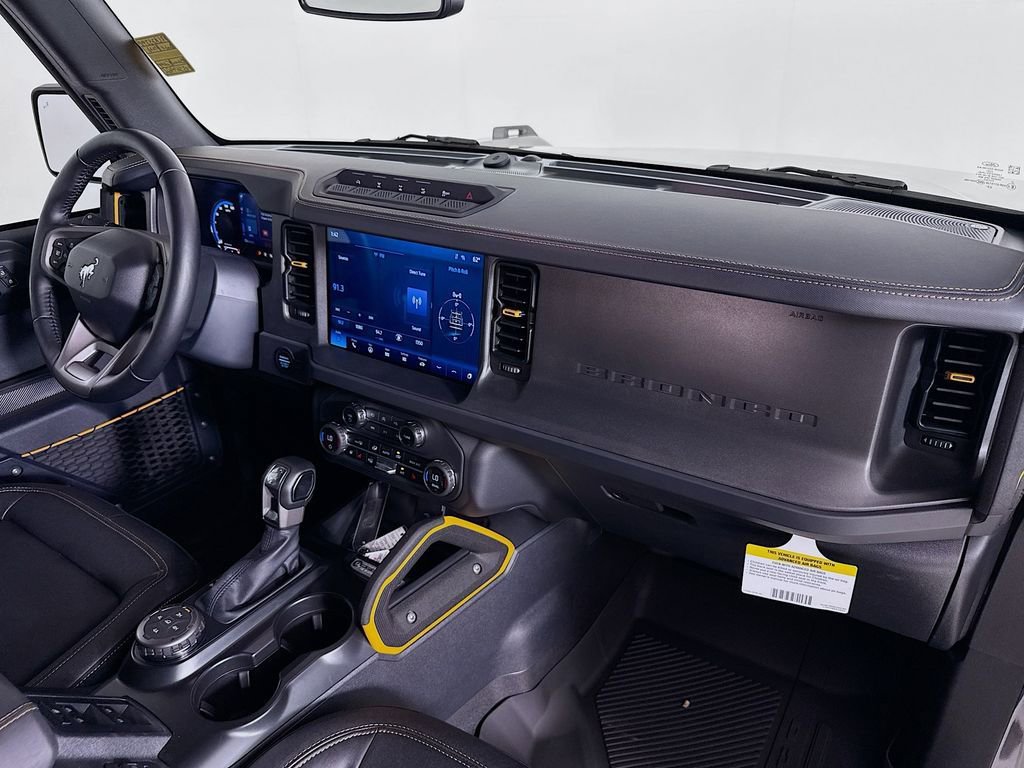 Used 2024 Ford Bronco Badlands image 34