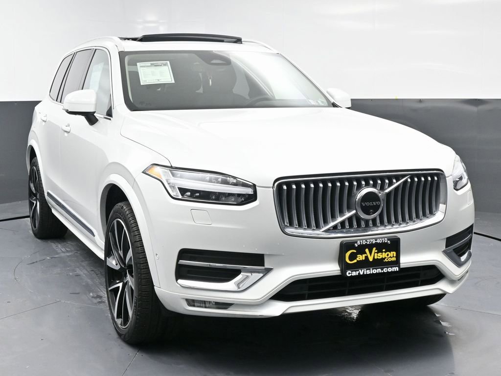 Used 2024 Volvo XC90 B5 Plus image 4