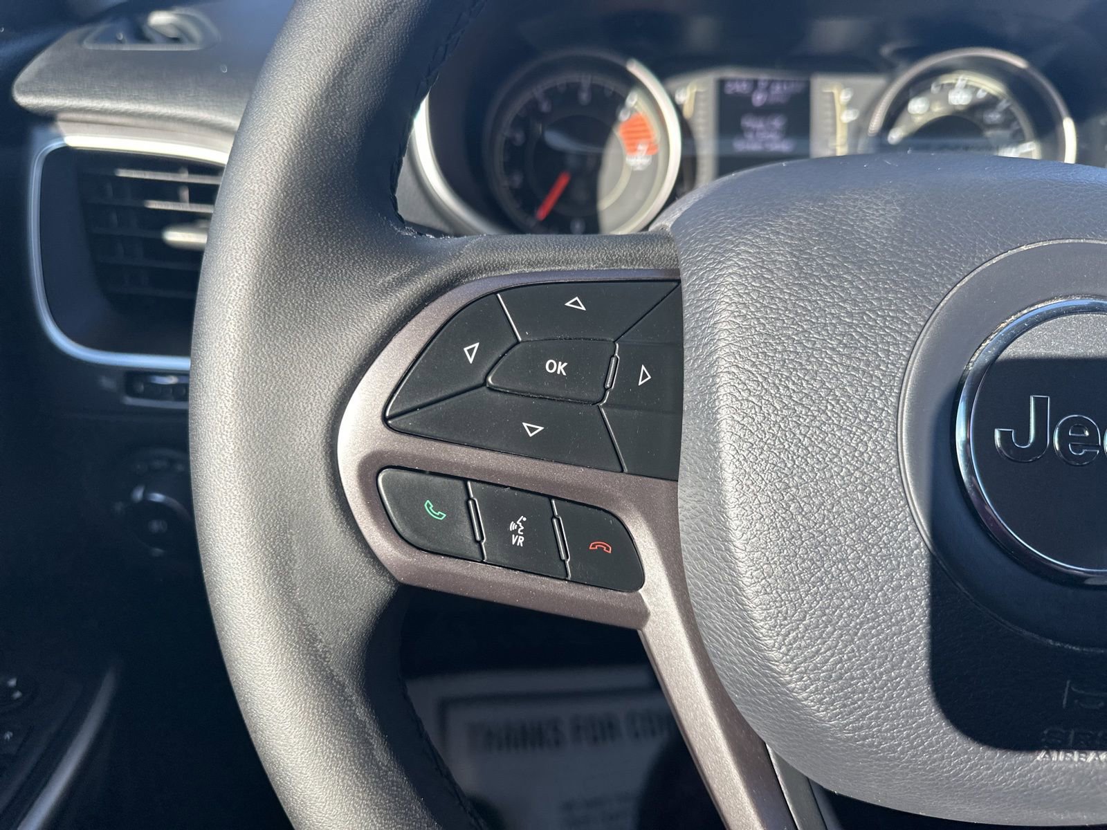 Used 2020 Jeep Cherokee Latitude Plus image 37