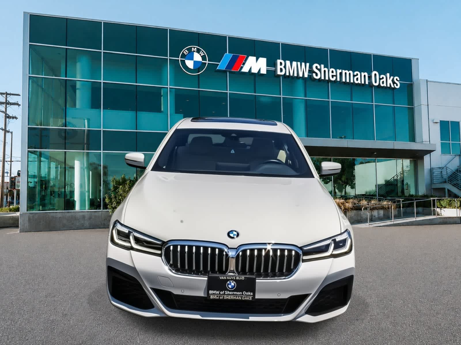 Certified 2023 BMW 530i w/ M Sport Package RWD image 2