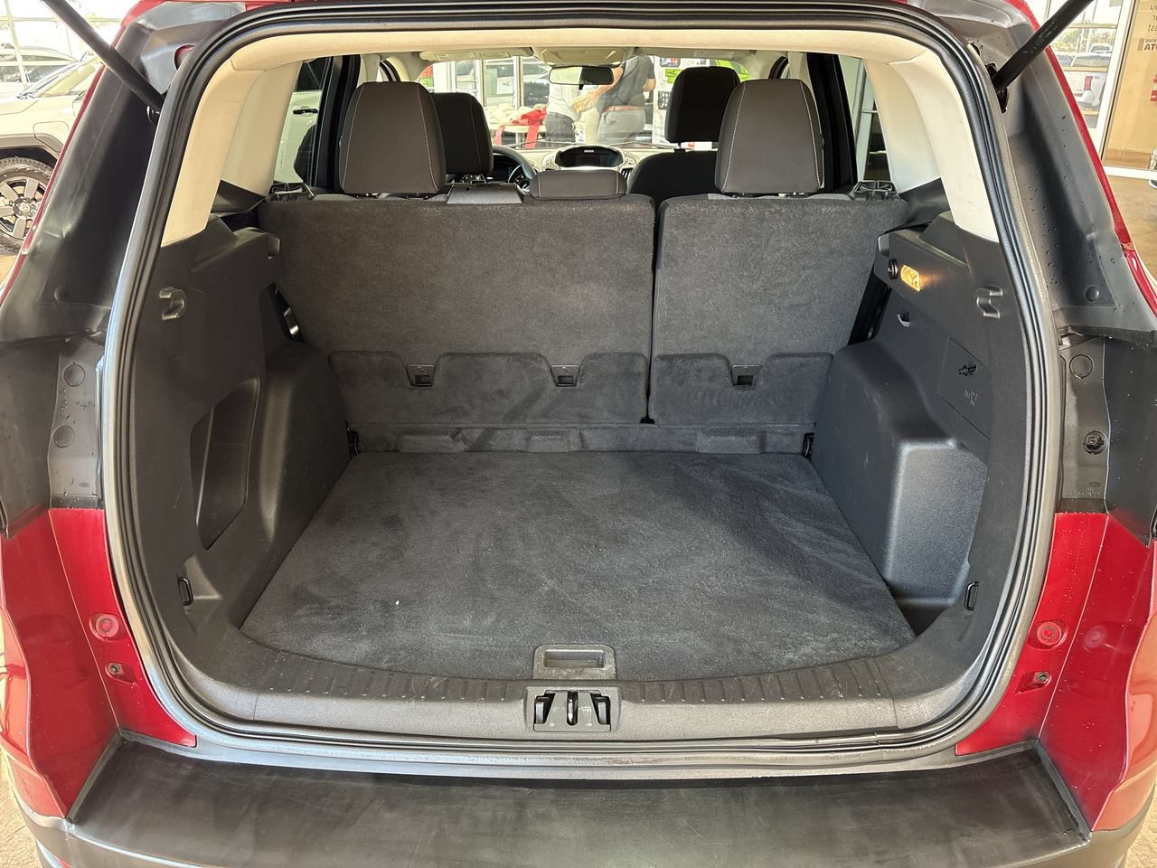 Used 2017 Ford Escape SE FWD image 22