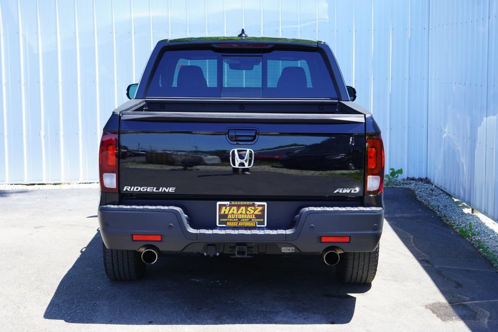 Used 2023 Honda Ridgeline Black Edition image 5
