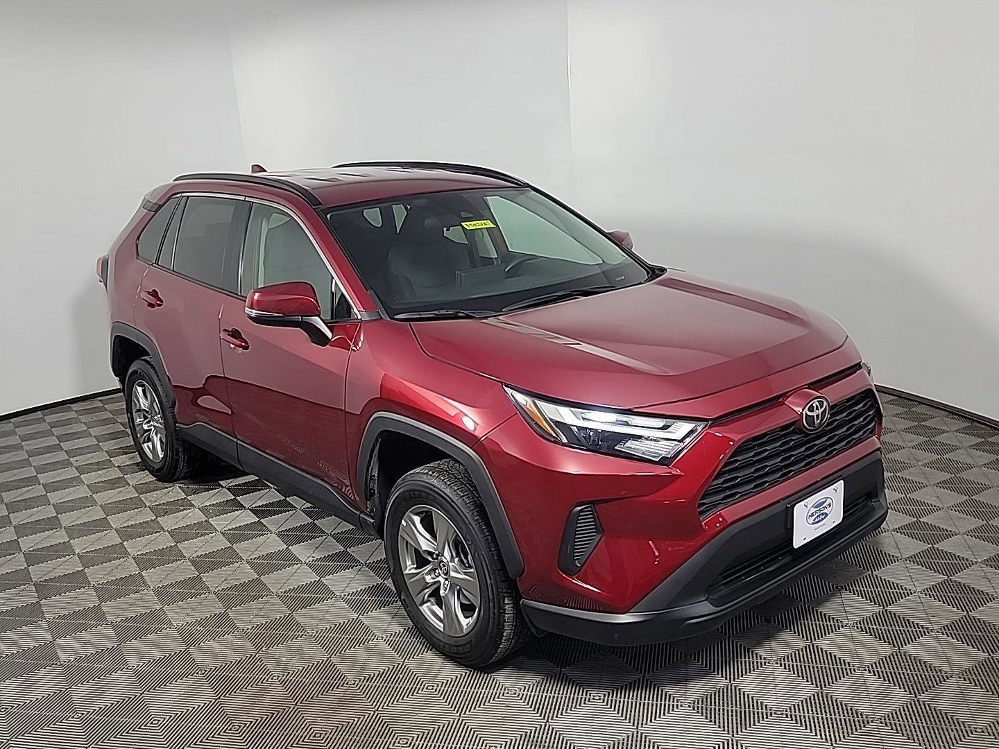 Used 2024 Toyota RAV4 XLE image 2