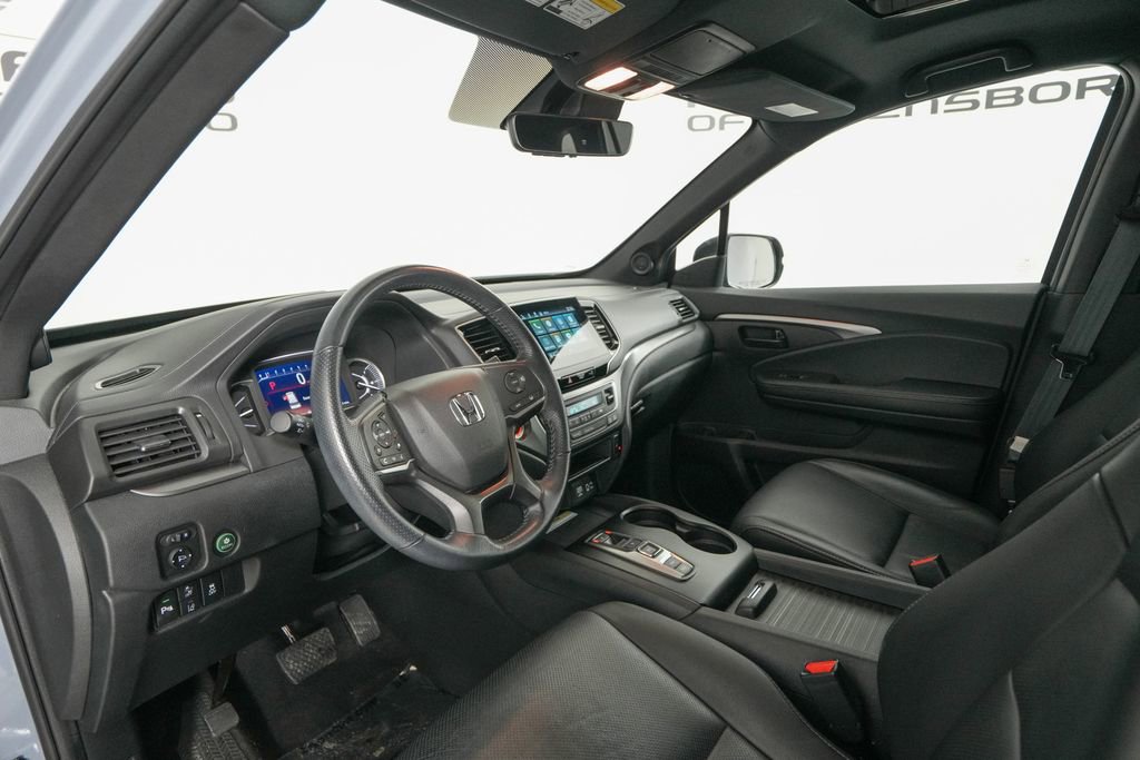 Used 2022 Honda Passport EX-L image 10