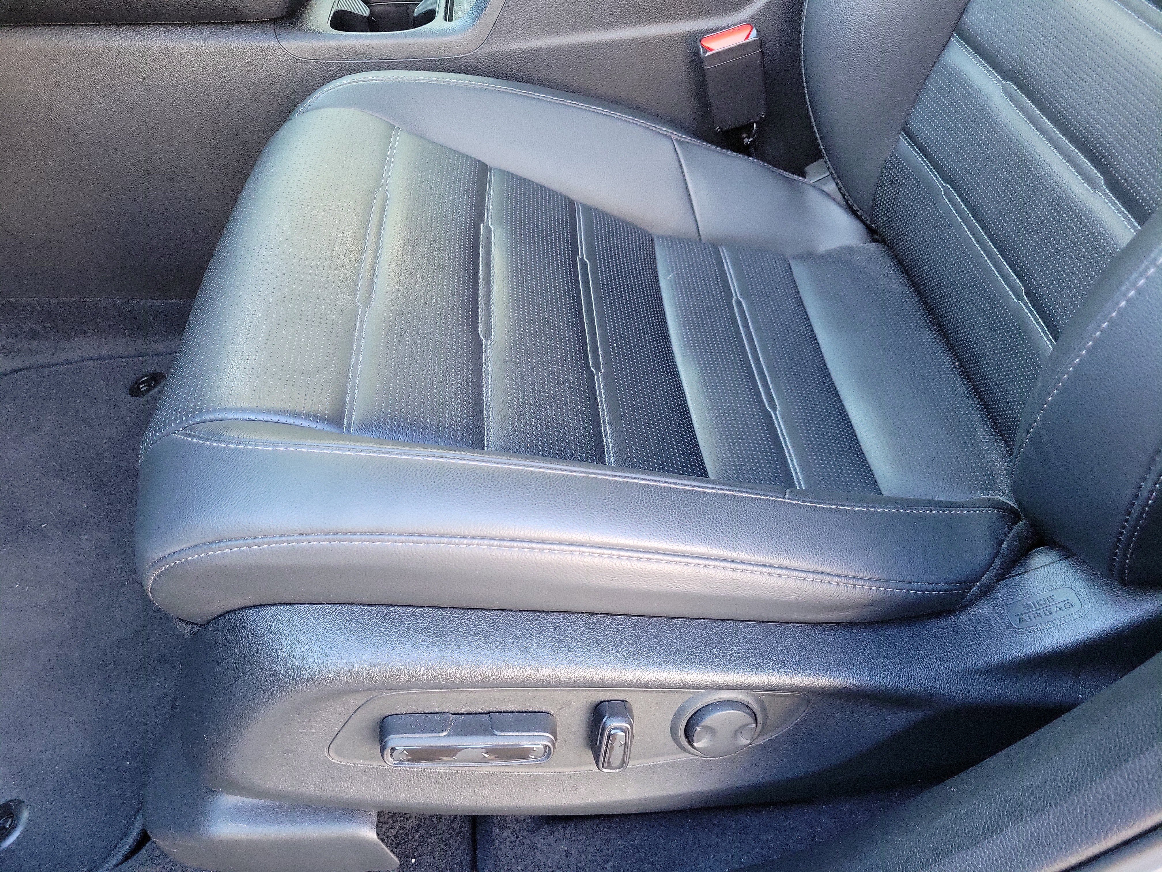 Used 2024 Honda CR-V EX-L image 10