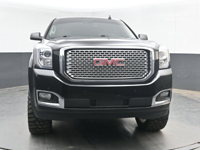 Used 2017 GMC Yukon Denali w/ Open Road Package AWD/4WD image 3