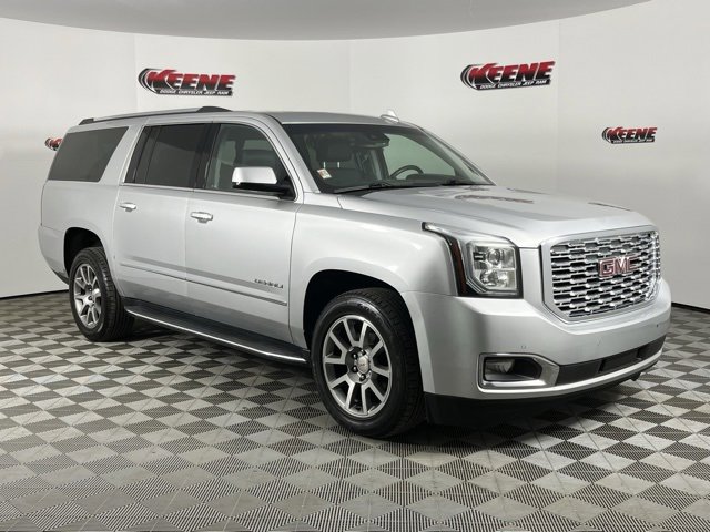 Used 2020 GMC Yukon XL Denali image 2