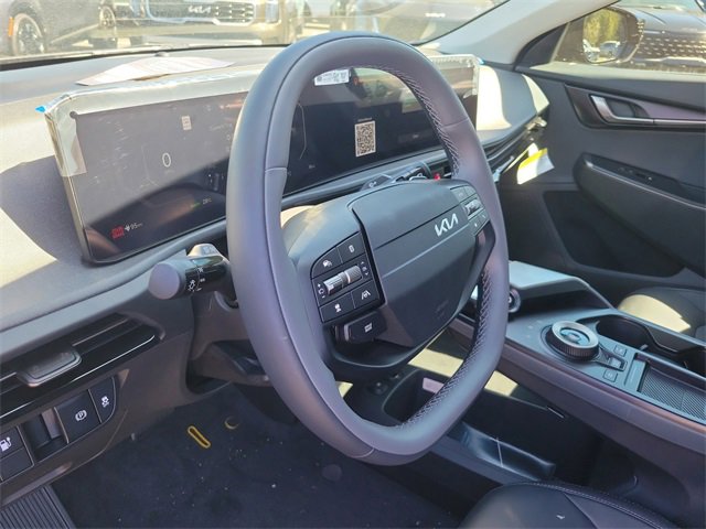 New 2025 Kia EV6 Light w/ Light LR Technology Package image 17