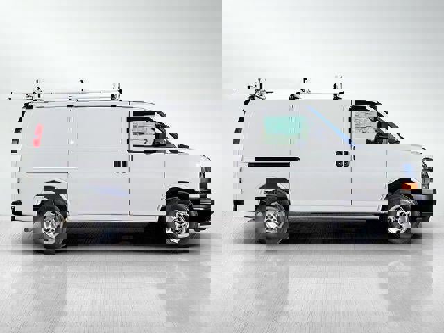 New 2024 GMC Savana 2500 w/ Driver Convenience Package image 4
