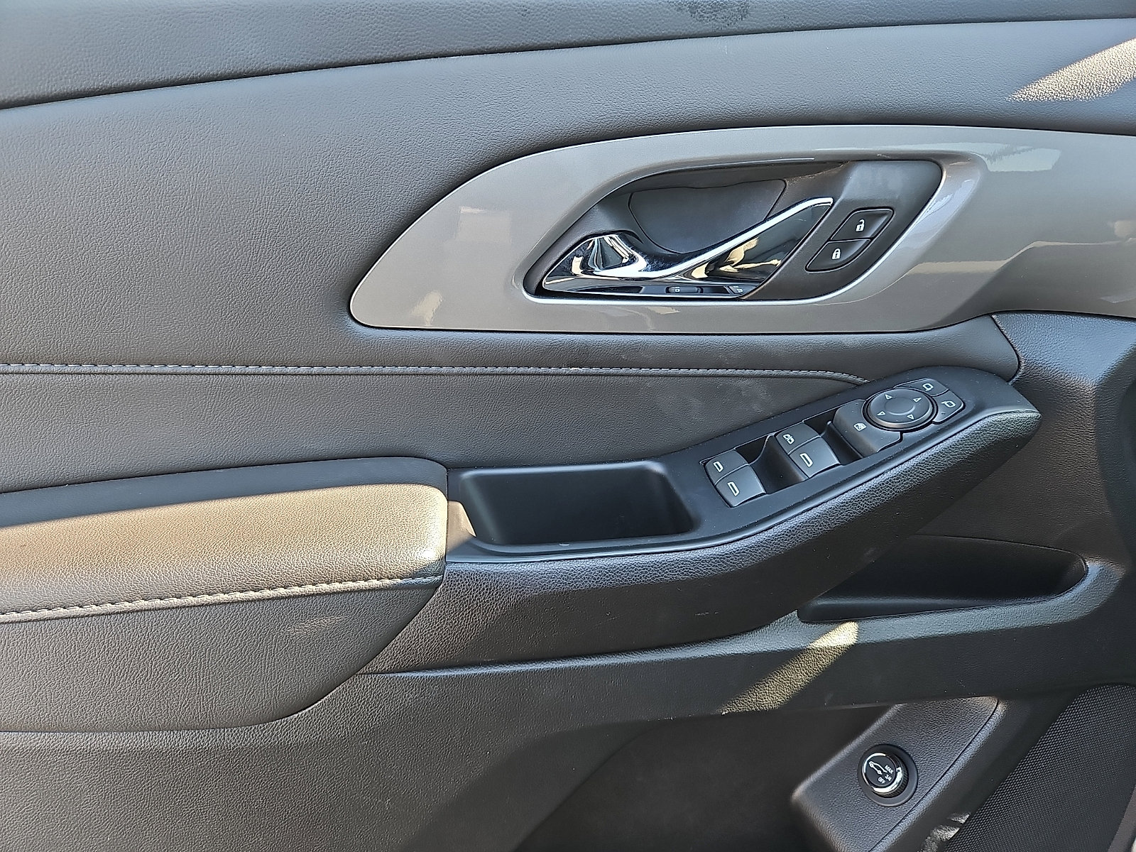 Certified 2023 Chevrolet Traverse LT image 12