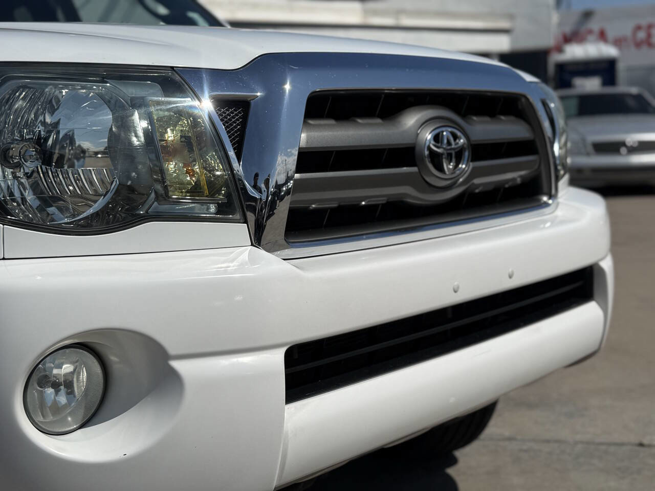 Used 2009 Toyota Tacoma PreRunner image 16