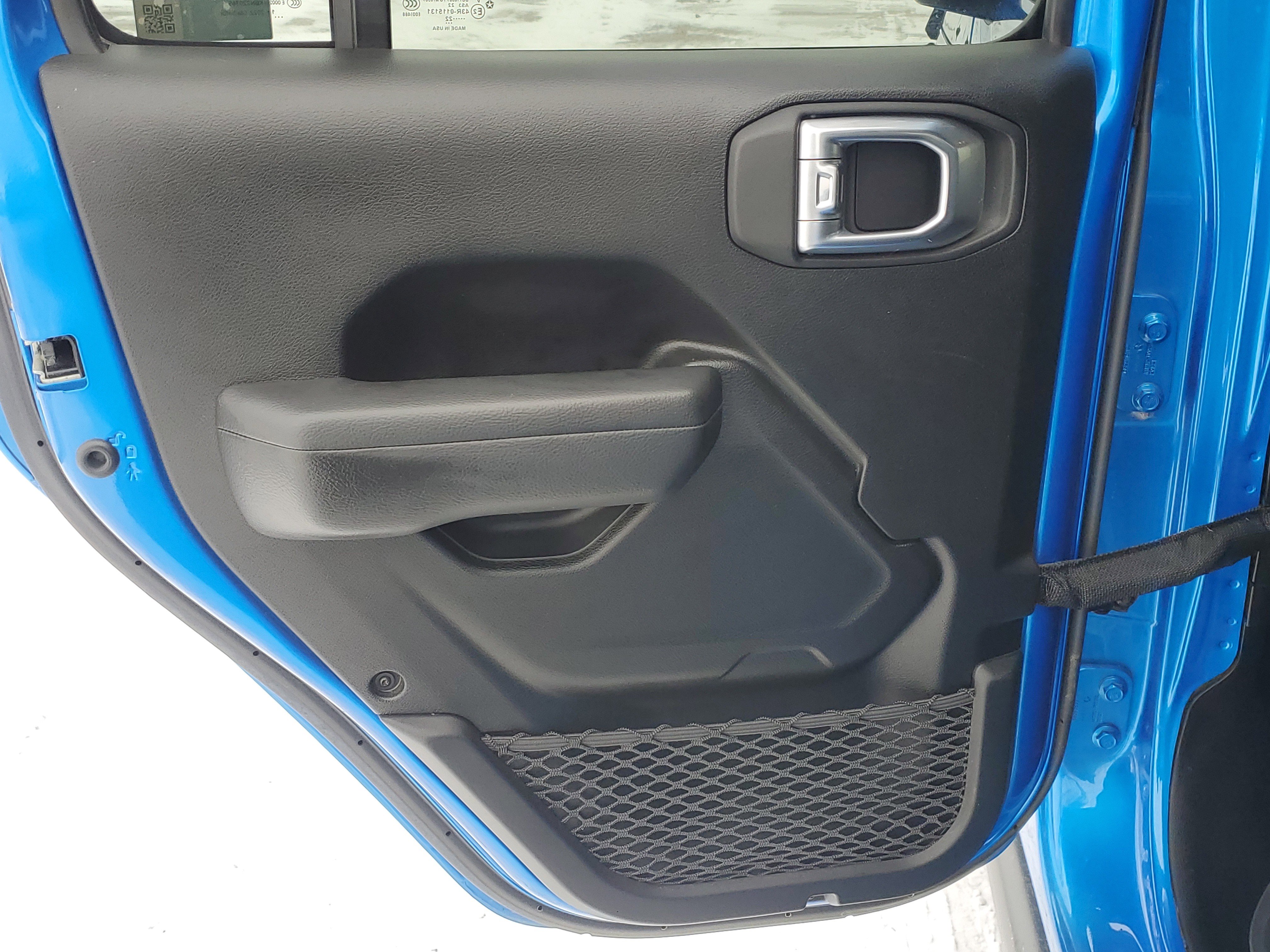 Used 2022 Jeep Gladiator Sport image 8