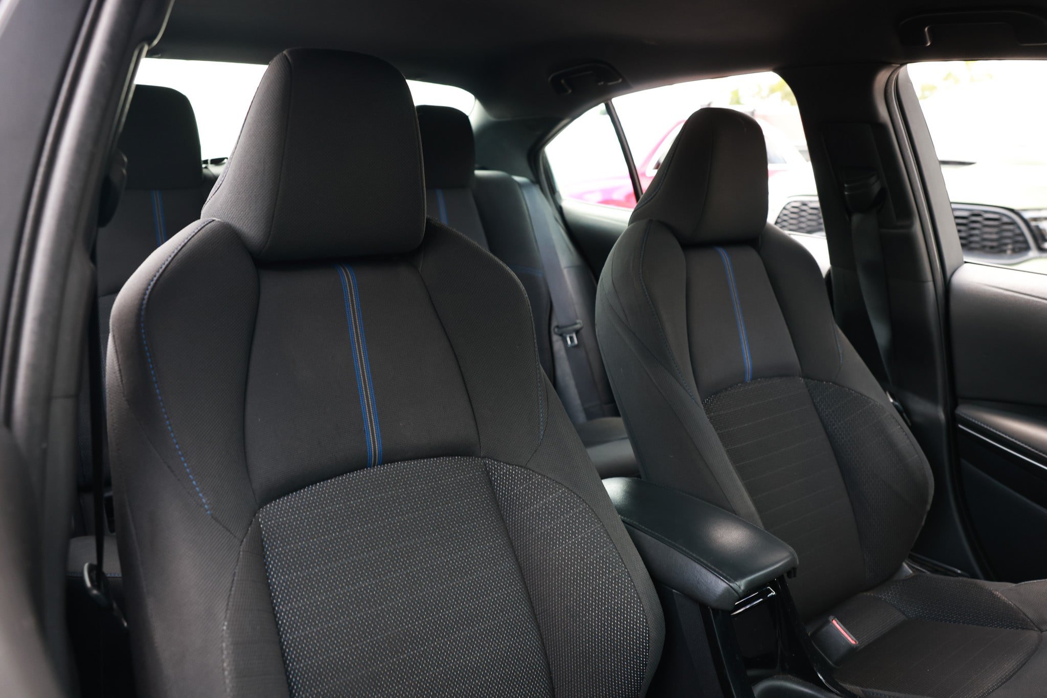 Used 2022 Toyota Corolla SE FWD image 22